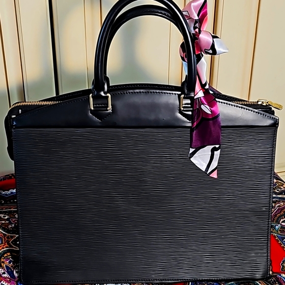 LOUIS VUITTON BLACK EPI RIVIERA BUSINESS BAG COA included**FYI INTERIOR RELINED* - Picture 6 of 16